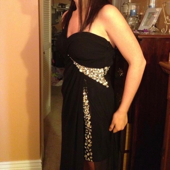 Prom dress - Picture 3 of 4